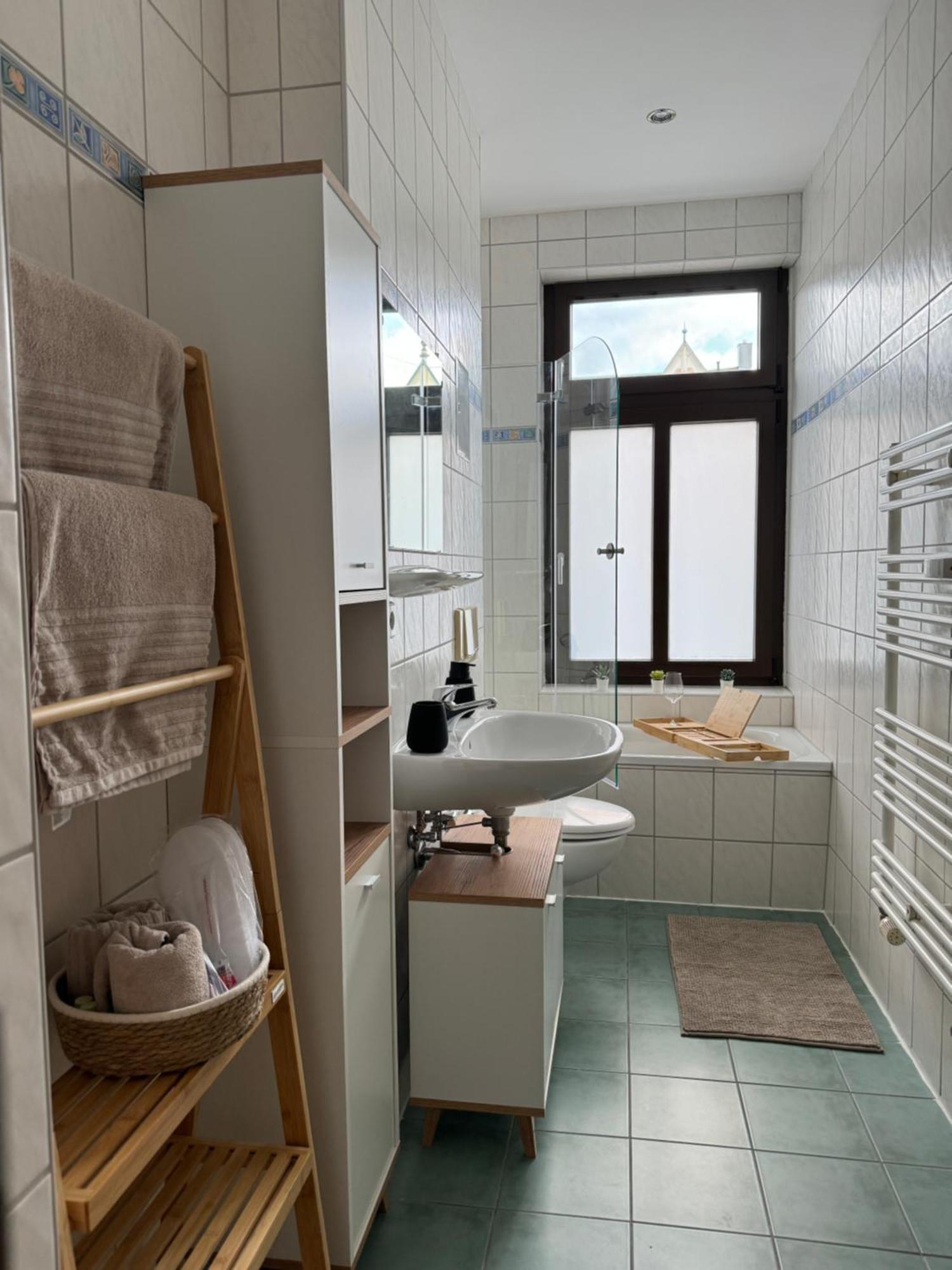 Stylisches Appartement Im Jugendstil-Viertel Chemnitz Esterno foto